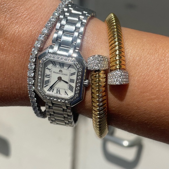 Afarin Collection Tubogas Diamond Bypass Cuff Bangle Bracelet in 18k - Picture 14 of 16